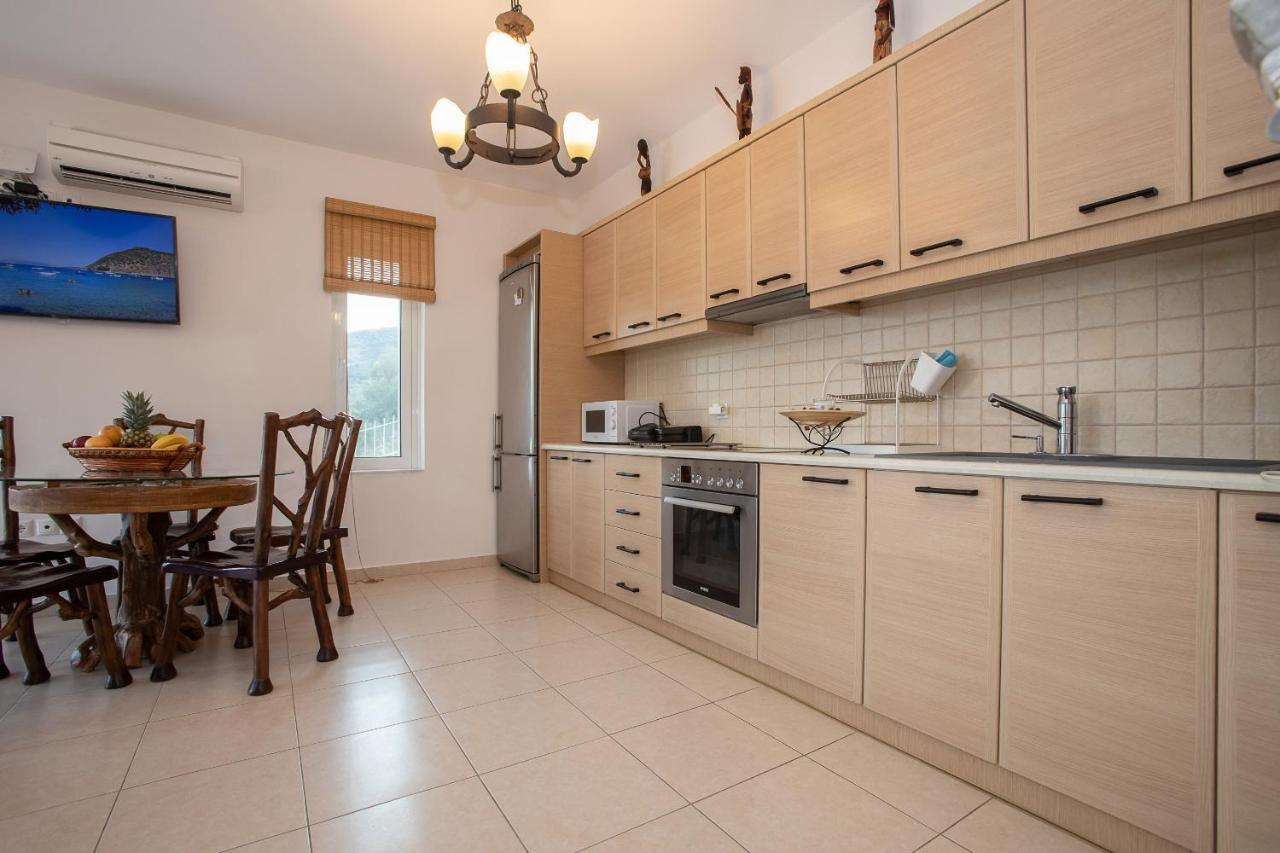 Villa Linda Толон Экстерьер фото