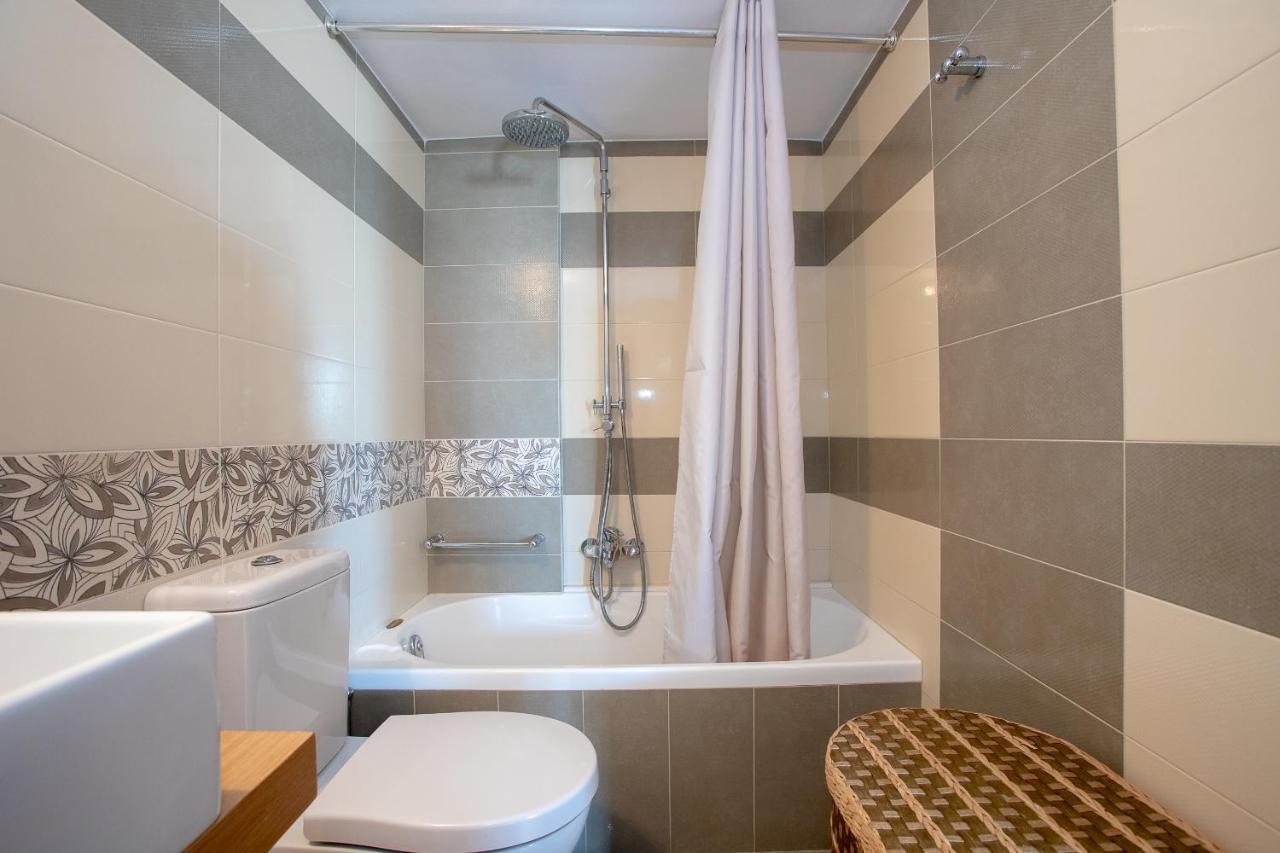 Villa Linda Толон Экстерьер фото